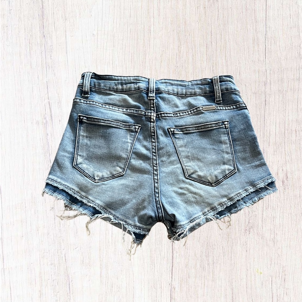 Kancan Estilo‎ Distressed Shorts Size Small - Picture 2 of 6